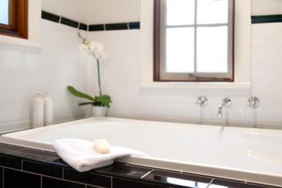 Oak Tree Lodge - Tourism Canberra 3