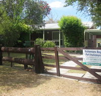 Grantham House  Pet Friendly Holiday Home - Tourism Canberra