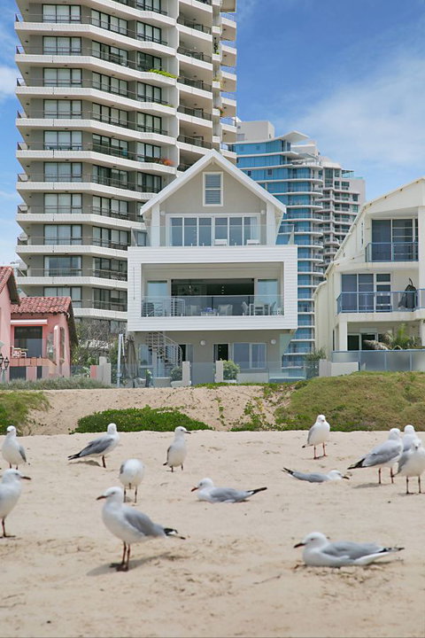 Oceans 74 - An Elite Holiday Home - Tourism Canberra 18