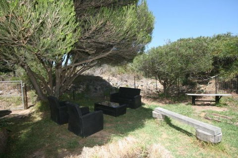 LJ Hooker Goolwa Holiday Rentals - 15 Eaton Avenue, Goolwa Beach - Tourism Canberra 3