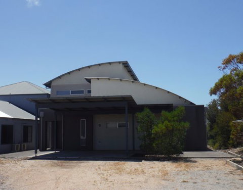 Number 99B - Tourism Canberra 2