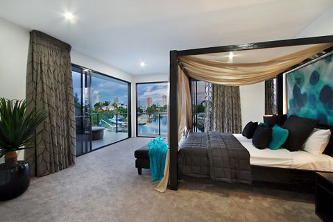 Oceans 74 - An Elite Holiday Home - Tourism Canberra 22