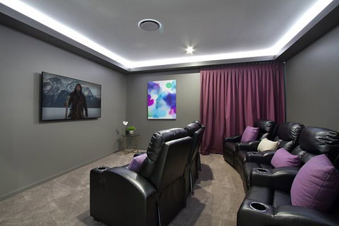 Oceans 74 - An Elite Holiday Home - Tourism Canberra 23