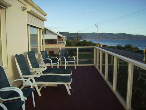 Century 21 SouthCoast: Hayman - Tourism Canberra 1