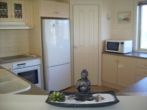 Century 21 SouthCoast: Hayman - Tourism Canberra 2