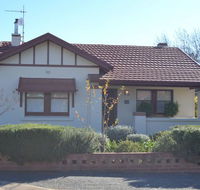 Tin House at Tanunda - Tourism Canberra
