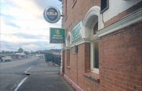 Cecil Hotel Zeehan - Tourism Canberra 0