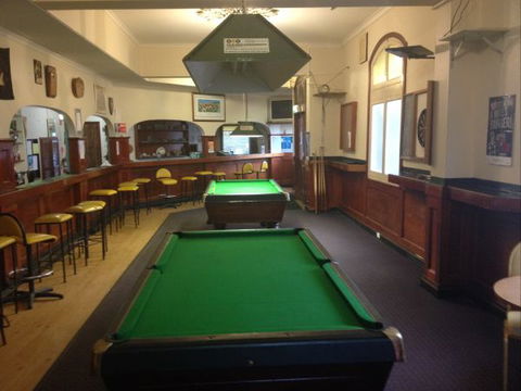Cecil Hotel Zeehan - Tourism Canberra 1