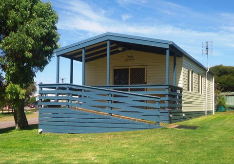 Elliston Waterloo Bay Tourist Park - Tourism Canberra 3