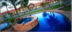 Best Western Pines Country Club Motor Inn - Tourism Canberra 5