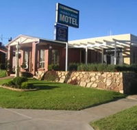 Golden Chain Murray River Motel - Tourism Canberra