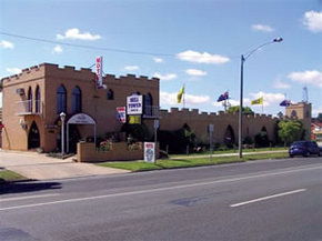 Bell Tower Motor Inn - Tourism Canberra 2