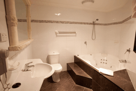 Jesmond Executive Villas - Tourism Canberra 2