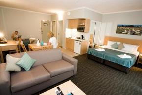 Manly Marina Cove Motel - Tourism Canberra 3