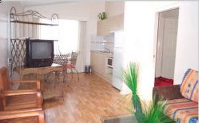 Wollongong Surf Leisure Resort - Tourism Canberra 1