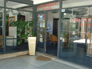 The Blakehurst Motor Inn - Tourism Canberra 0