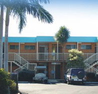 Aquatic Waterfront Motel - Tourism Canberra