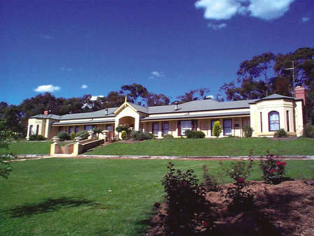 Brice Hill Country Lodge - Tourism Canberra 0