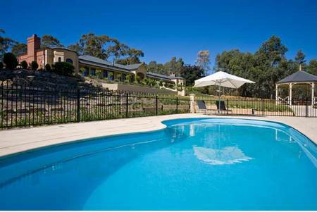 Brice Hill Country Lodge - Tourism Canberra 1