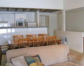 The Stables Resort - Tourism Canberra 2