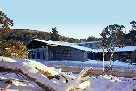 Ski Rider Hotel - Tourism Canberra 0