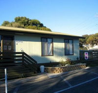 Lake Albert Caravan Park - Tourism Canberra