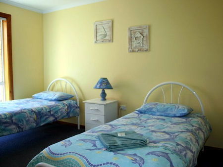 Lincoln Cove Villas - Tourism Canberra 1