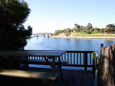 Lincoln Cove Villas - Tourism Canberra 2
