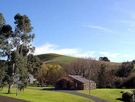  Tourism Canberra