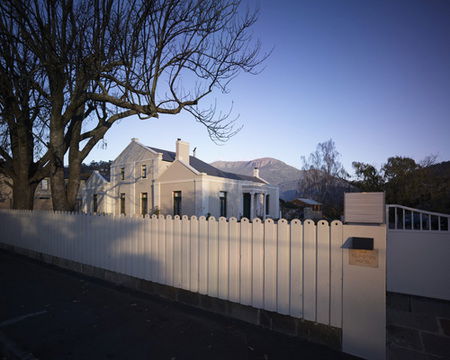 Islington Hotel - Tourism Canberra 0