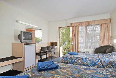 Martin Cash Motor Lodge - Tourism Canberra 0