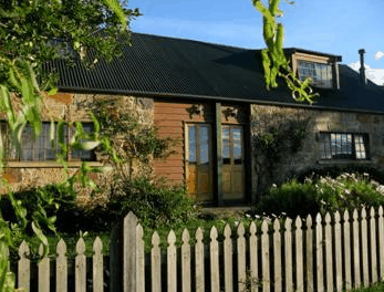Daisy Bank Cottages - Tourism Canberra