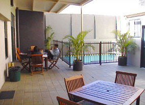 Globe Backpackers - Tourism Canberra 0