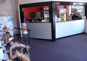 Globe Backpackers - Tourism Canberra 1