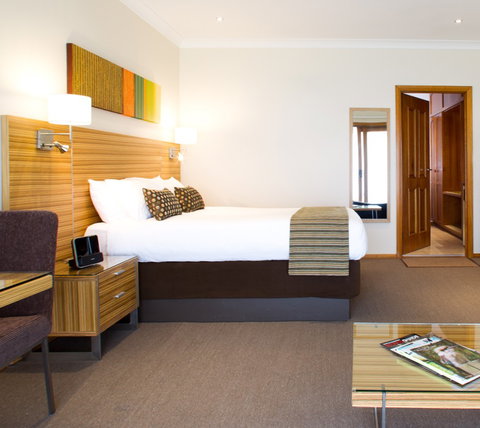 Comfort Inn Julie-Anna - Tourism Canberra 3