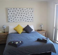 Cliff House Beachfront Villas - Tourism Canberra