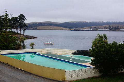 Eastcoast Central Watersedge Resort - Tourism Canberra 5