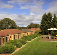 Country Club Tasmania - Tourism Canberra