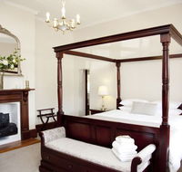Cawarra on the Park - Tourism Canberra