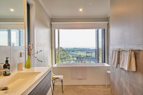 Halcyon Cottage Retreat - Self Contained Accommodation - Tourism Canberra 6