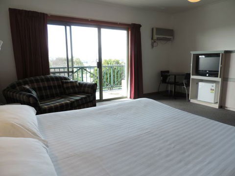 Lakes Resort Mount Gambier - Tourism Canberra 2