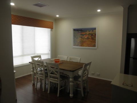 C&C's Bed And Breakfast - Tourism Canberra 9