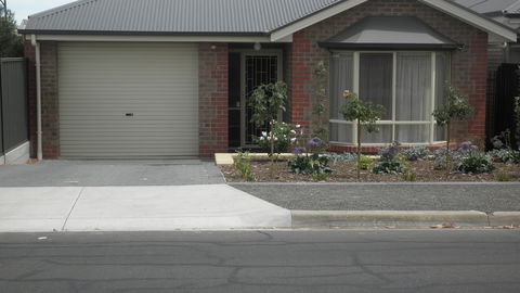C&C's Bed And Breakfast - Tourism Canberra 0