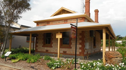 Clydesdale Cottage Bed & Breakfast - Tourism Canberra 0