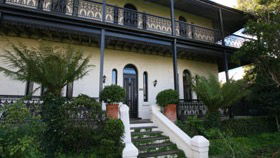 Colhurst House - Tourism Canberra 0