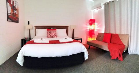 Aaron Motel - Tourism Canberra 3