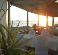 African Reef Resort Hotel - Tourism Canberra