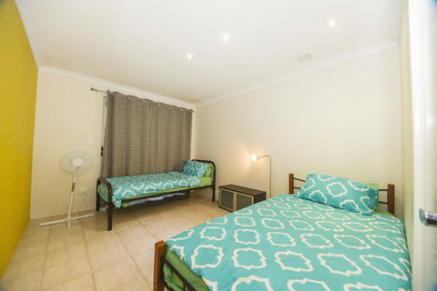 Alpha Homestay - Tourism Canberra 3