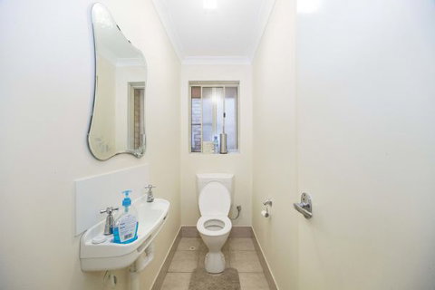 Alpha Homestay - Tourism Canberra 6