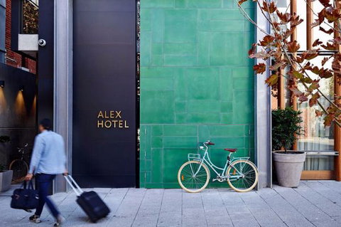 Alex Hotel Northbridge - Tourism Canberra 1